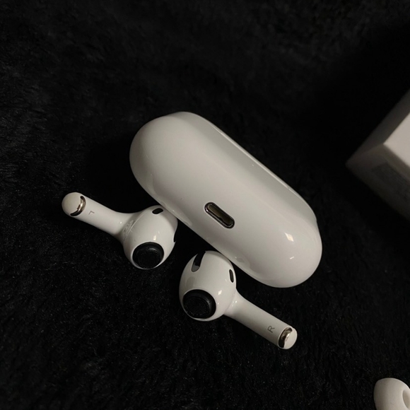 🌹🌹The all-new fifth generation Apple earphones💎💎 - Picture 6 of 6